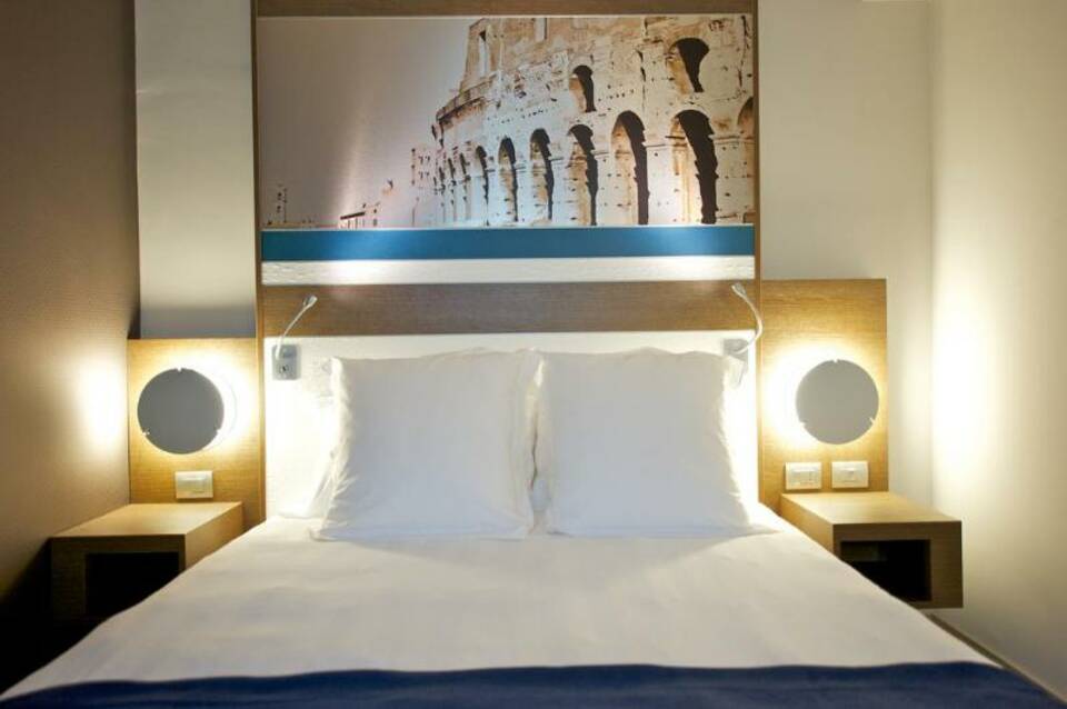 Mercure Roma Centro Colosseo 3