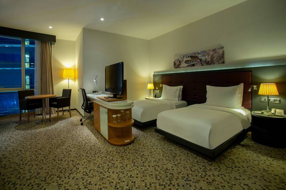DoubleTree by Hilton Hotel Istanbul - Moda 2