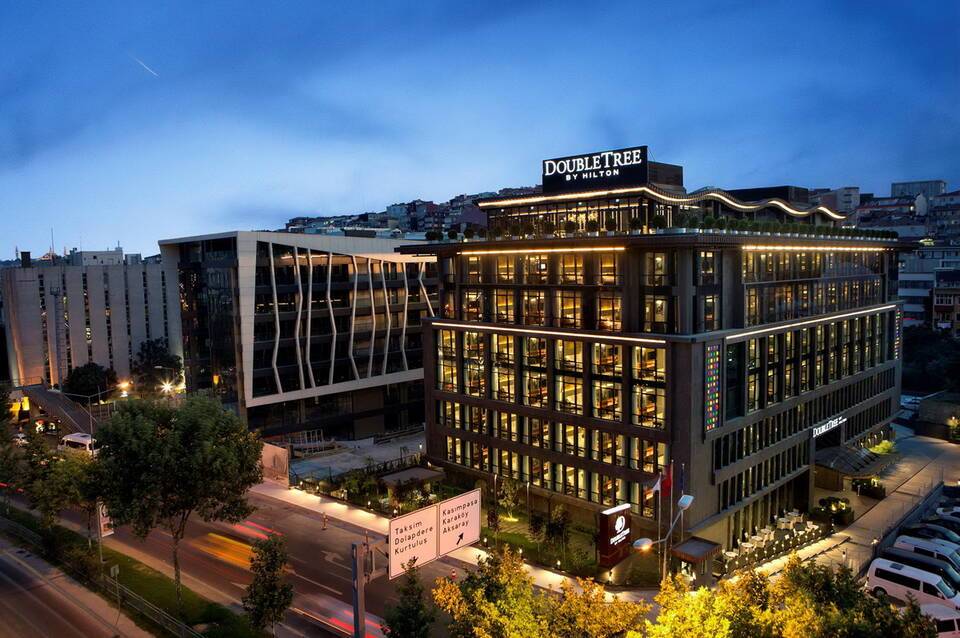 DoubleTree by Hilton Hotel Istanbul - Piyalepasa 2