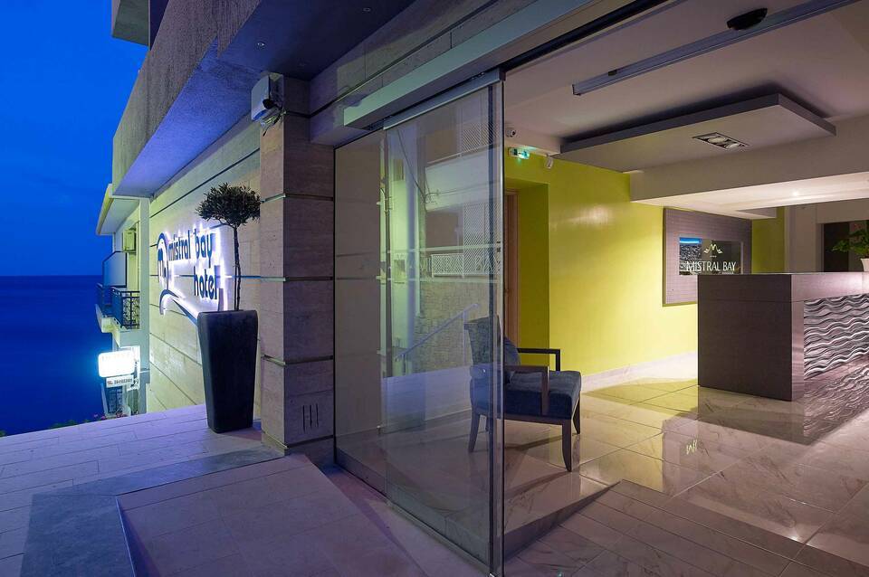 Mistral Bay Hotel 2