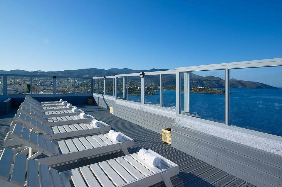 Mistral Bay Hotel 4