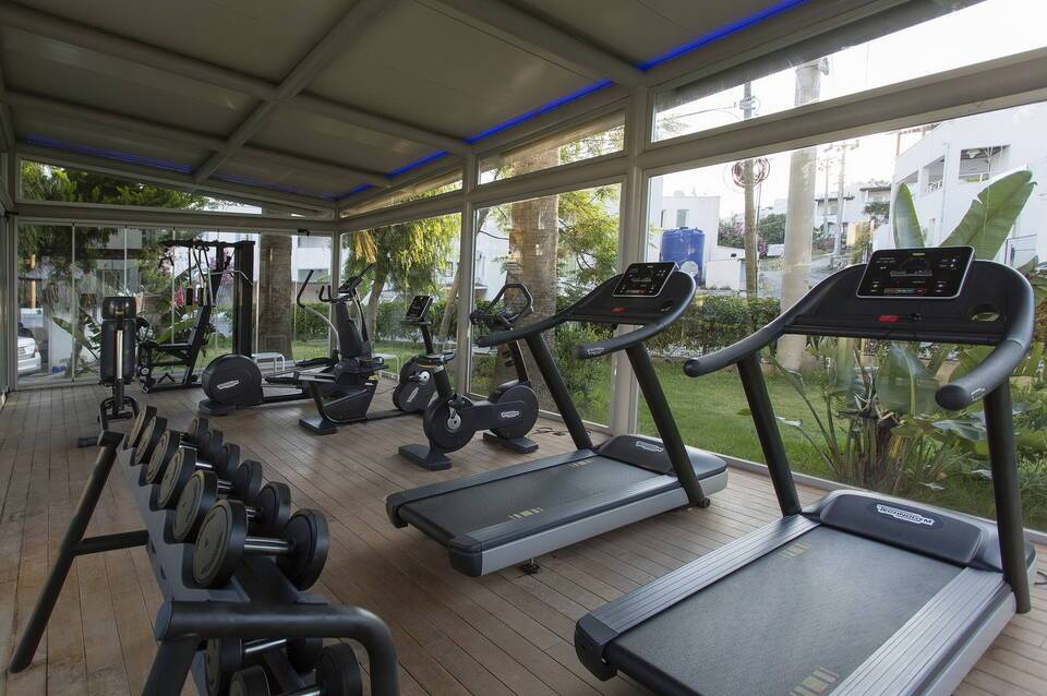 Charm Beach Hotel 4