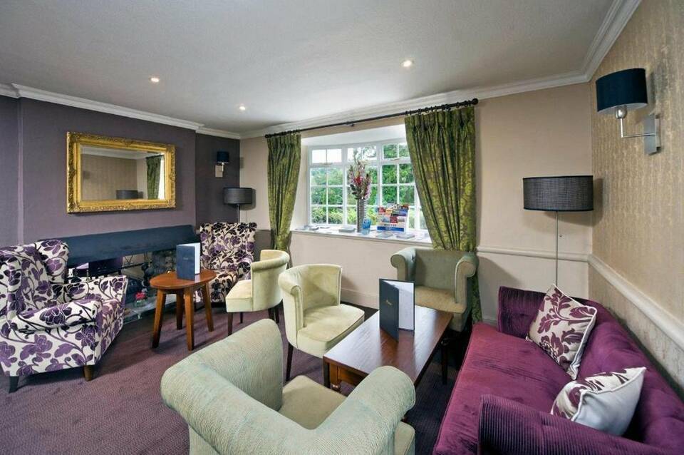 The George Hotel 4