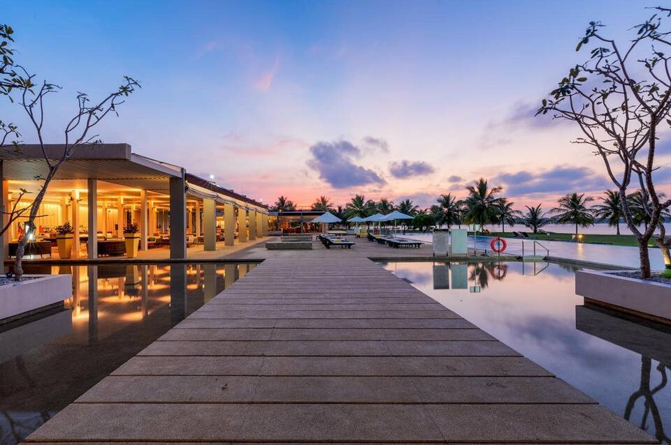 Amaya Beach Pasikudah 5