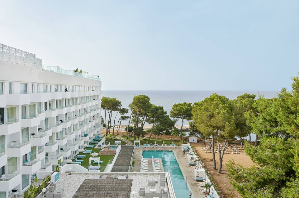 Iberostar Selection Santa Eulalia Ibiza inkl. Mietwagen 1