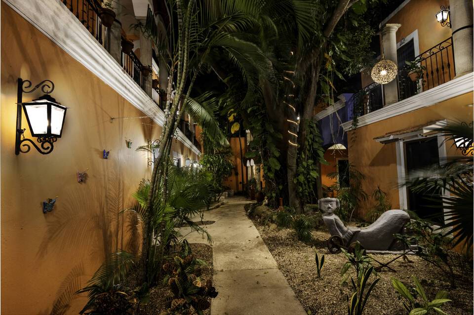 Casa De Las Flores 3