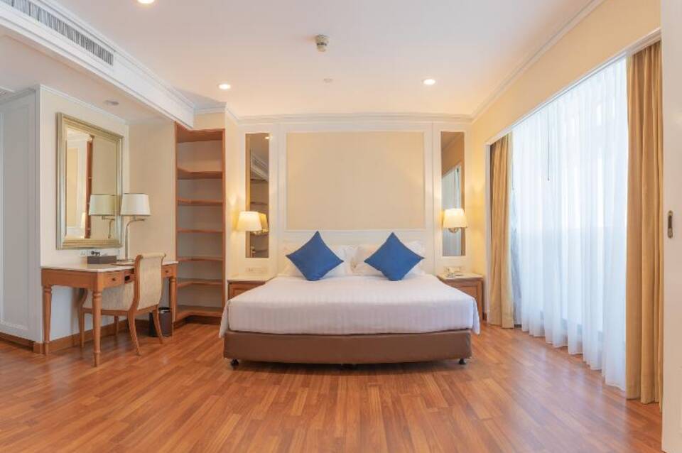 Centre Point Plus Hotel Silom 3