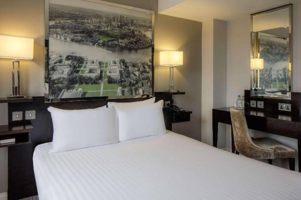 DoubleTree by Hilton London Greenwich 2