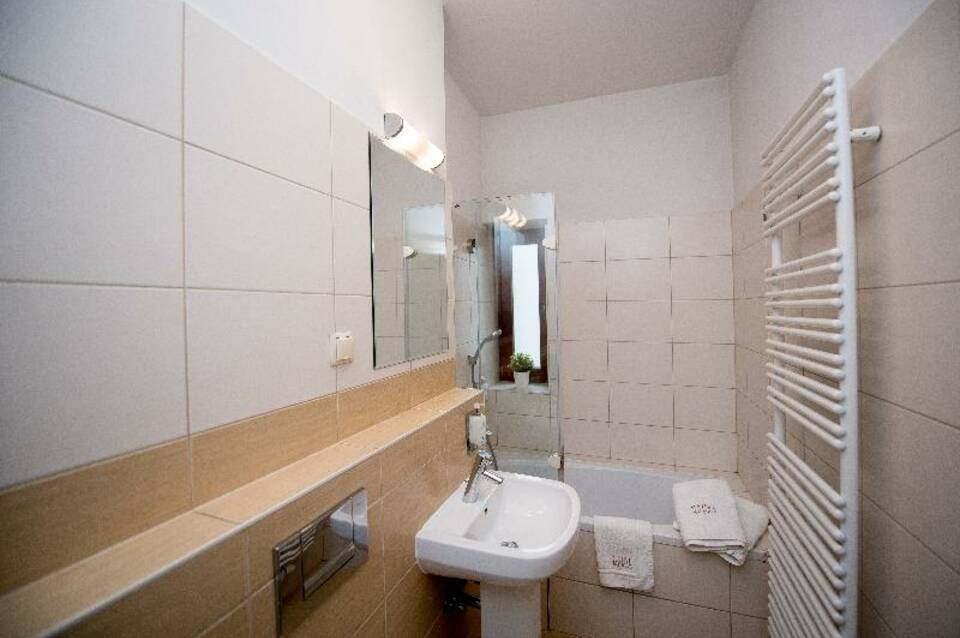 Red Brick Apartments 5