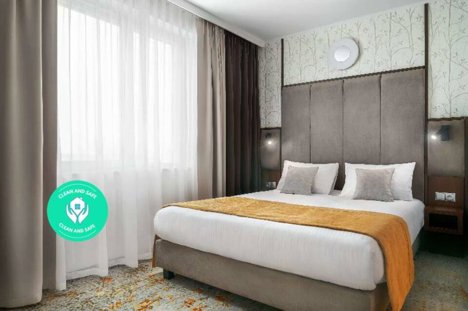 Metropolo By Golden Tulip 4