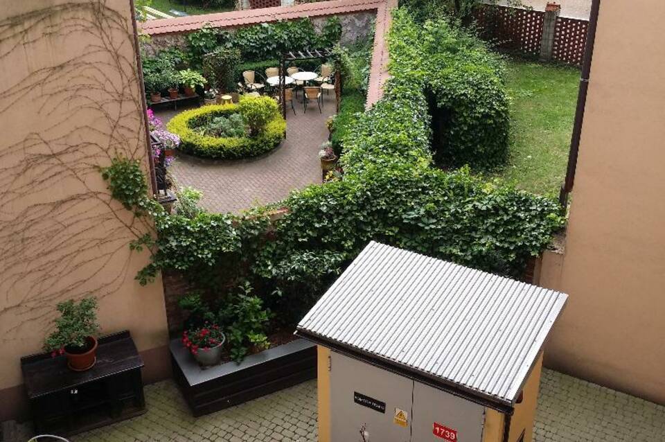 Crystal Suites Old Town 1