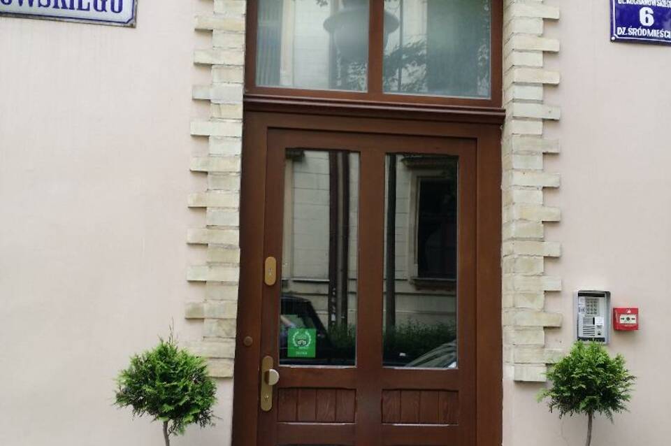 Crystal Suites Old Town 4