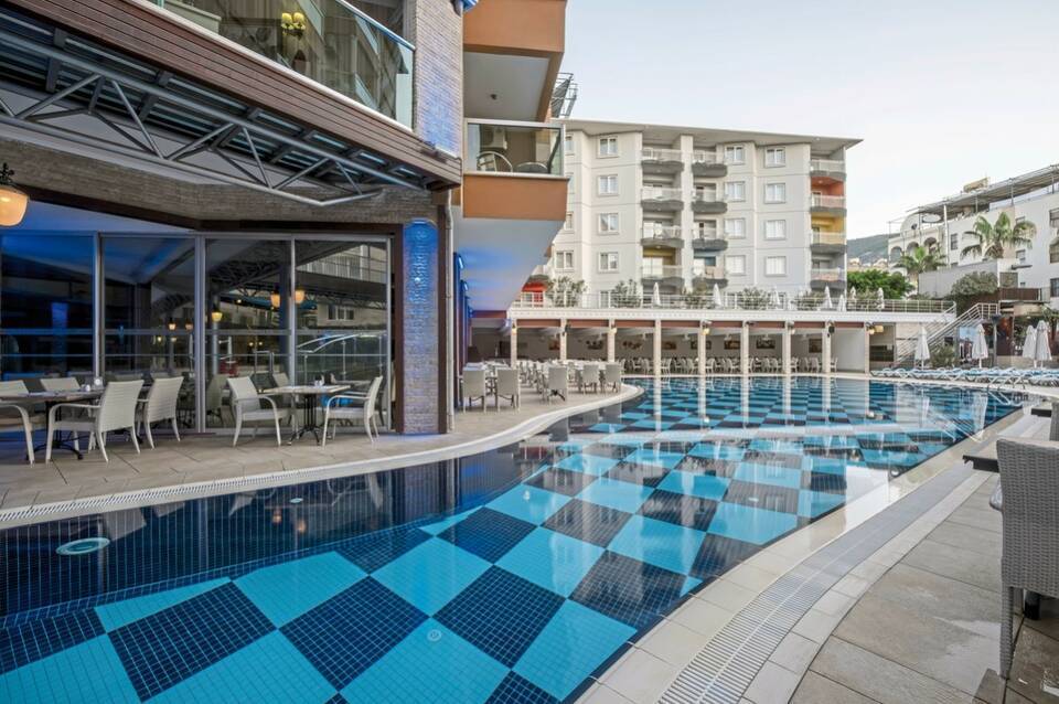 Taç Premier Hotel & Spa 5