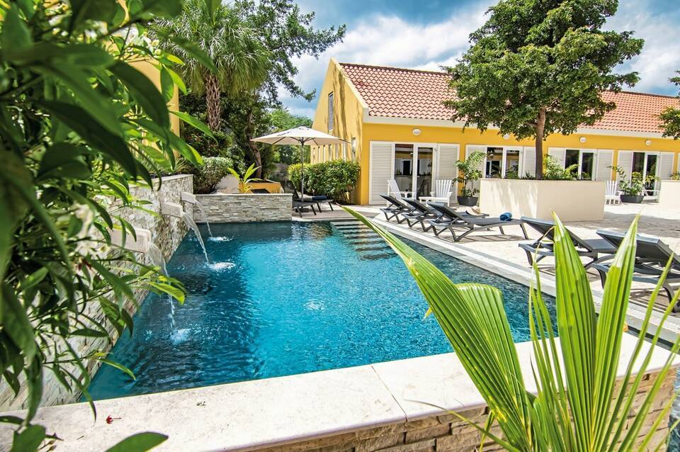 Bayside Boutique Hotel – Blue Bay Golf & Beach Resort 3