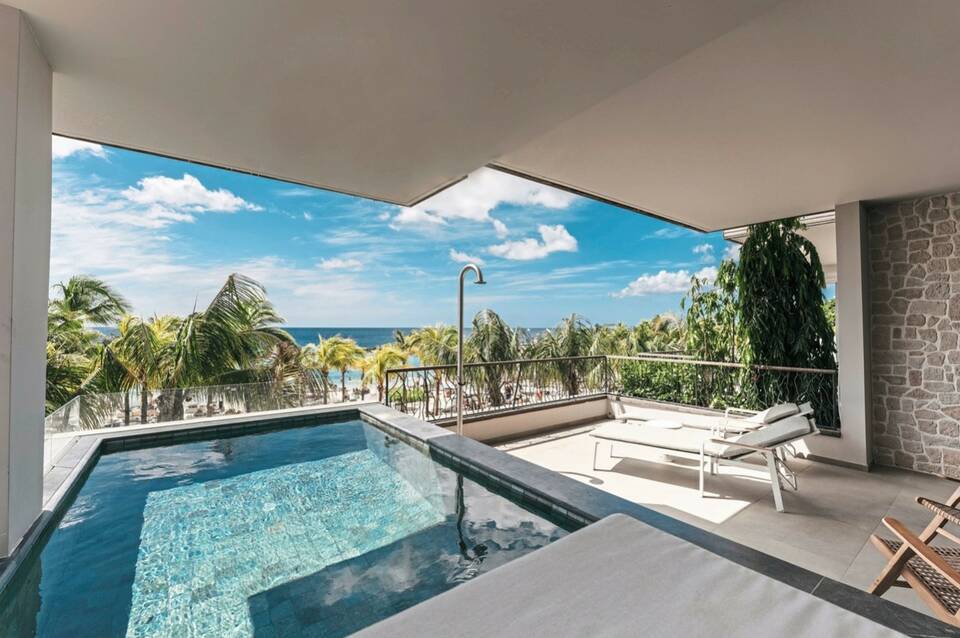 The Kontiki Curacao Beach Resort 3