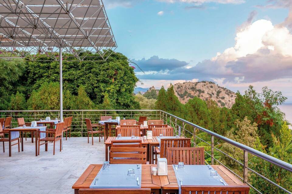 Loryma Resort Hotel 4