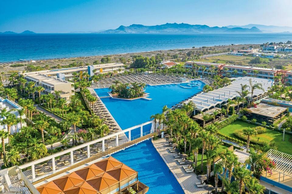 Blue Lagoon Resort 4