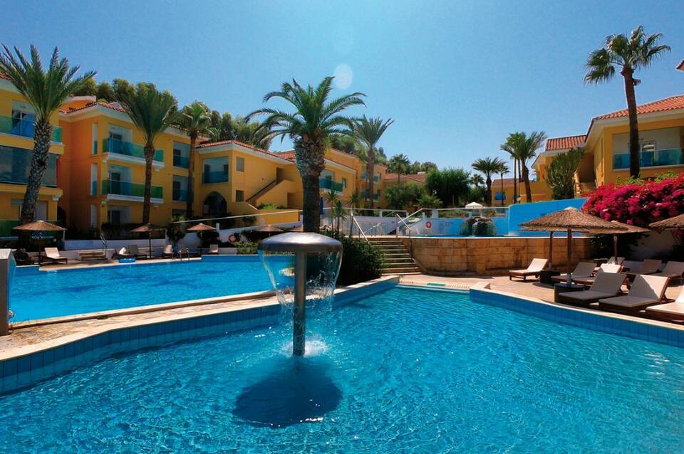Malama Beach Holiday Village 1
