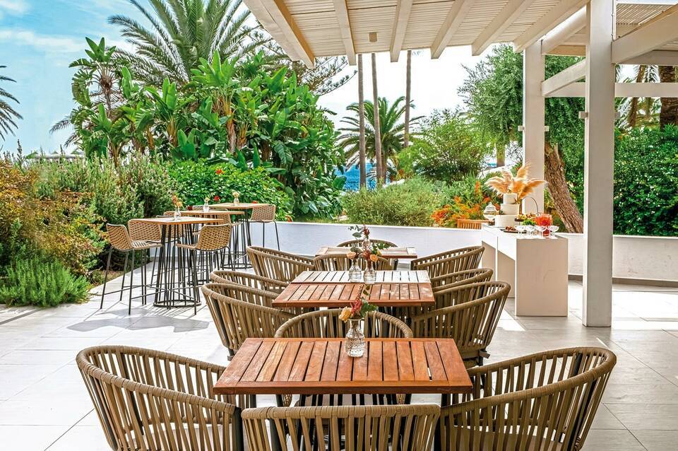 Nissi Beach Resort 5