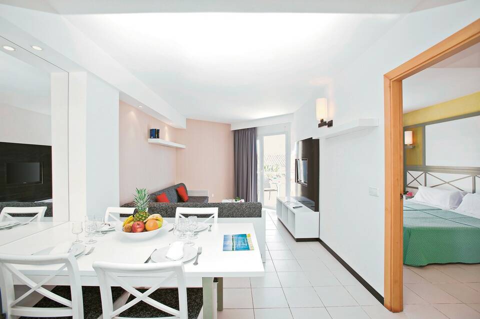 Isla de Cabrera Aparthotel 5