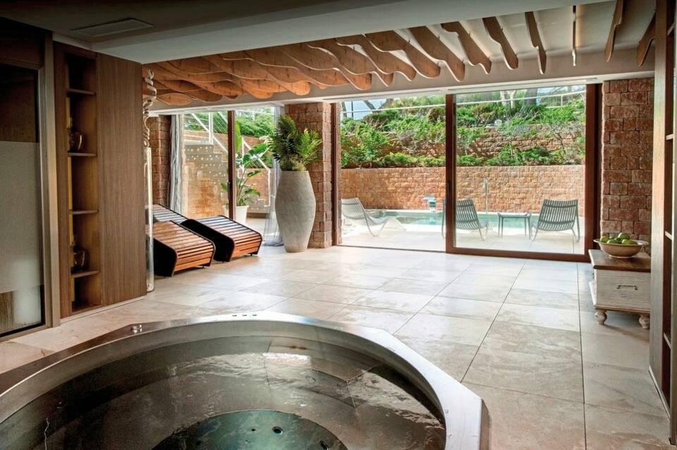 Melbeach Hotel & Spa 2