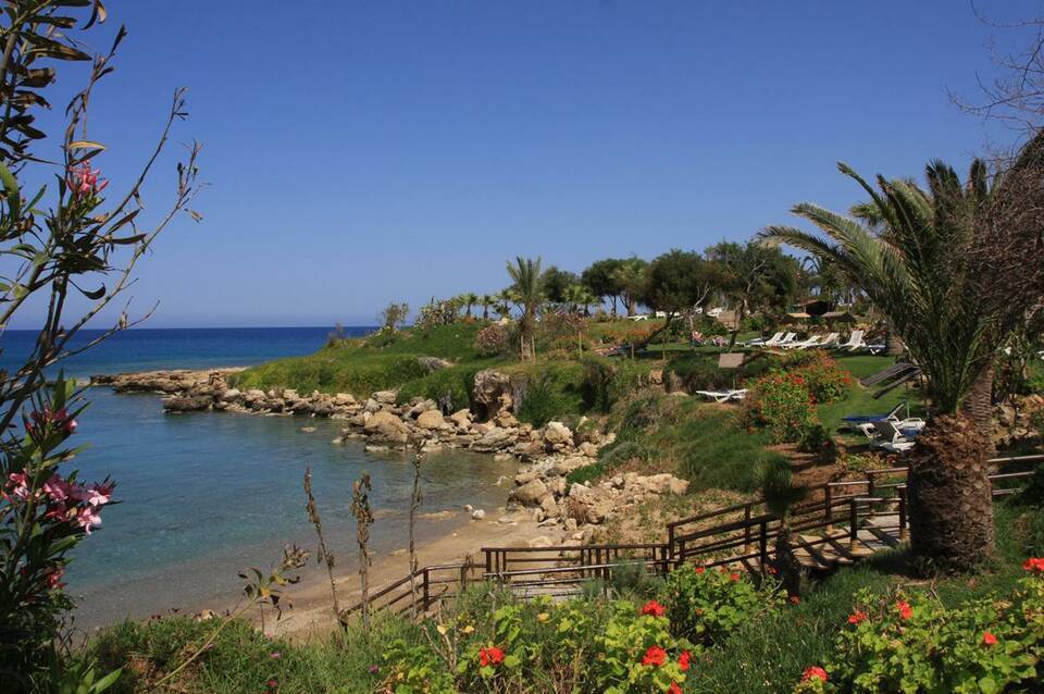 Crystal Springs Beach Hotel 1