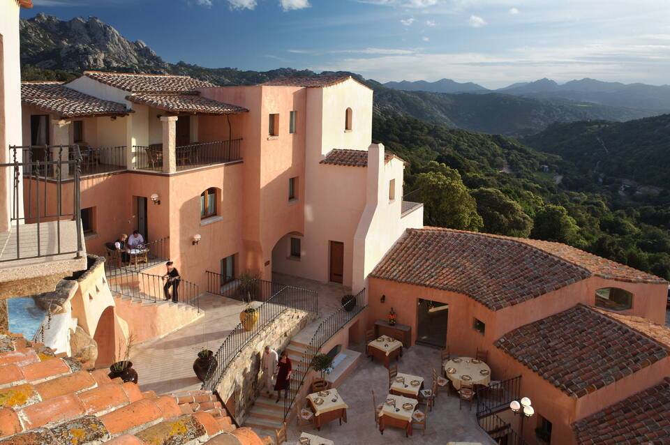 Hotel Arathena 2