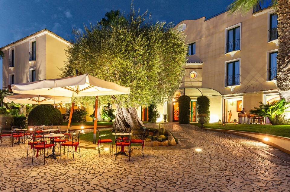 Arbatasar Hotel 1