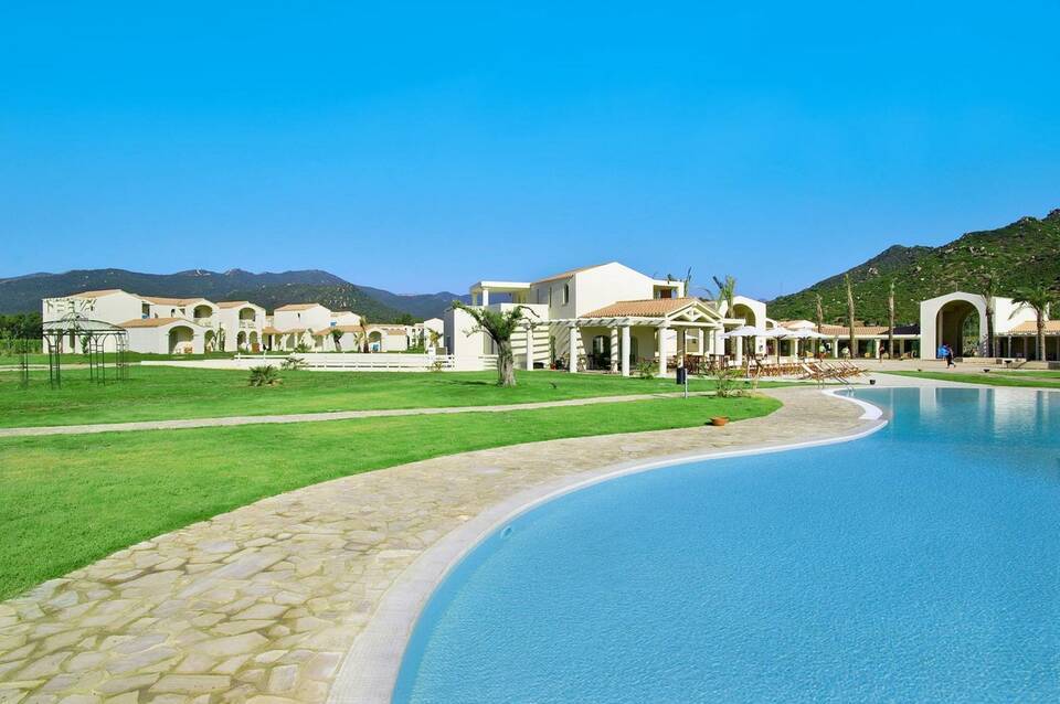 Spiagge San Pietro, a Charming & Relaxing Resort 1