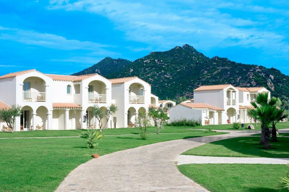 Spiagge San Pietro, a Charming & Relaxing Resort 3