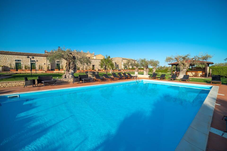 Torre Don Virgilio Country Hotel 1