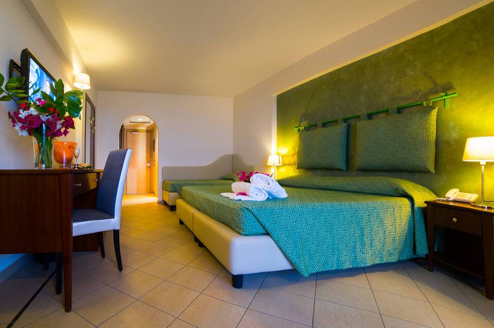 Elihotel  2