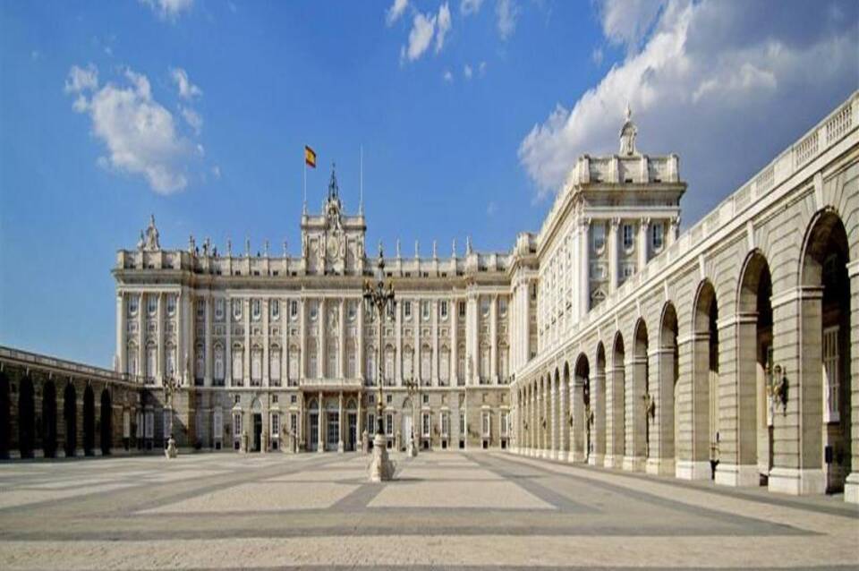 The Palace, a Luxury Collection Hotel, Madrid 3