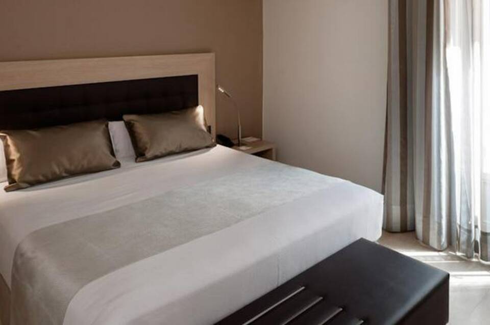 Hotel Catalonia Plaza Mayor 4
