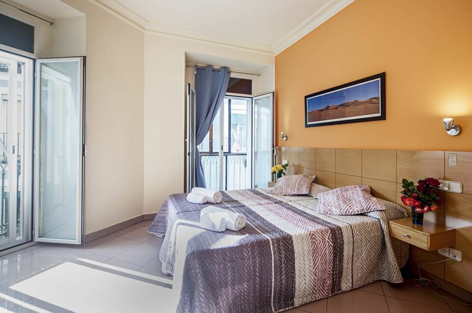 INTER Puerta del Sol Pension 4