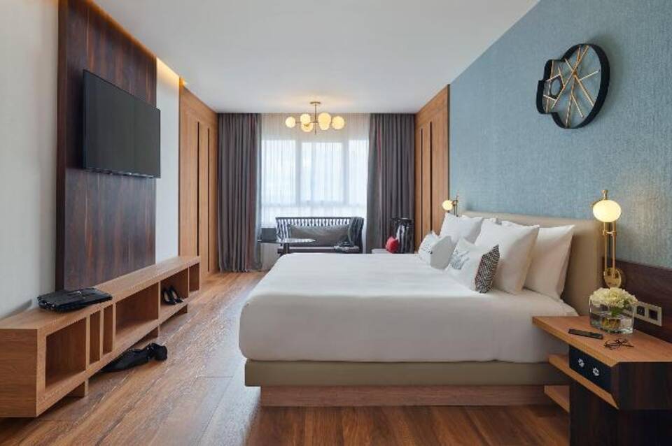 Hyatt Centric Gran Via Madrid 1