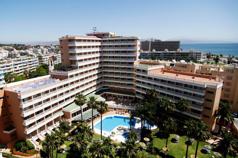 Hotel Parasol by Dorobe 1