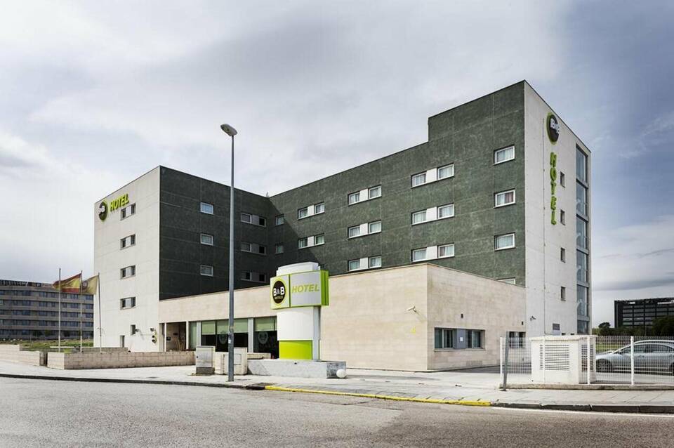 B&B Hotel Madrid Aeropuerto T1-T2-T3 1