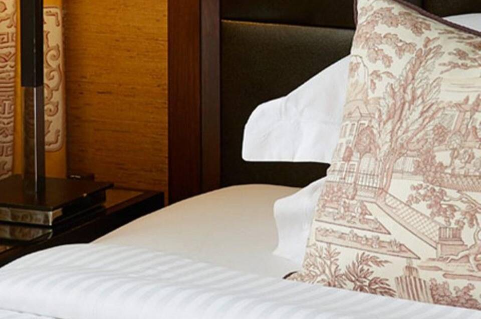 The Mandeville Hotel 4