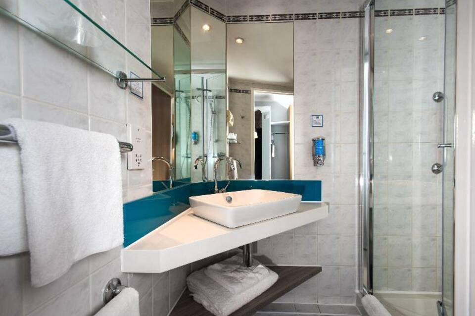 Holiday Inn Express London Greenwich 5