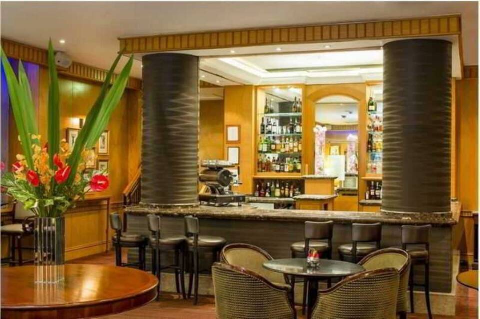 Millennium Hotel And Conference Centre Gloucester London 3