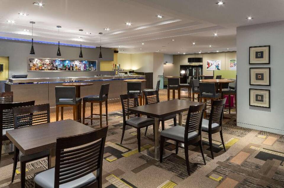 Hilton London Kensington 4