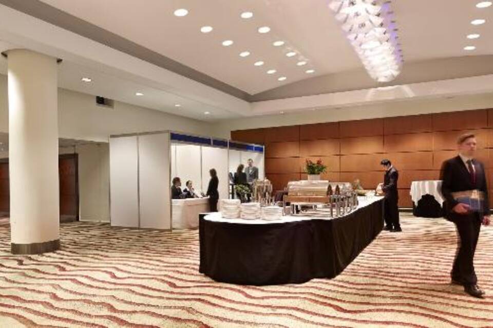 Park Plaza Victoria London 1
