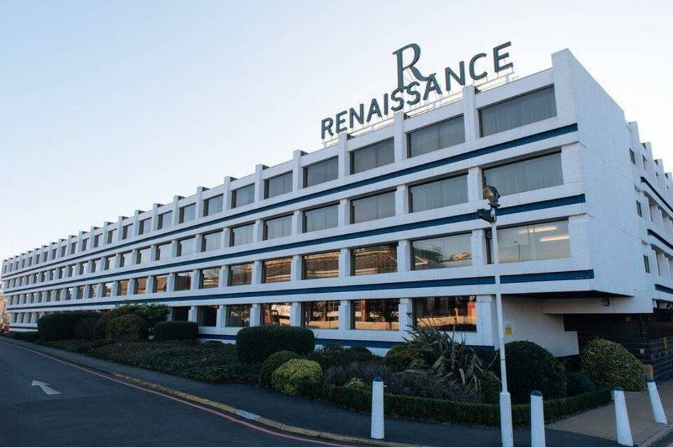 Renaissance London Heathrow Hotel 4