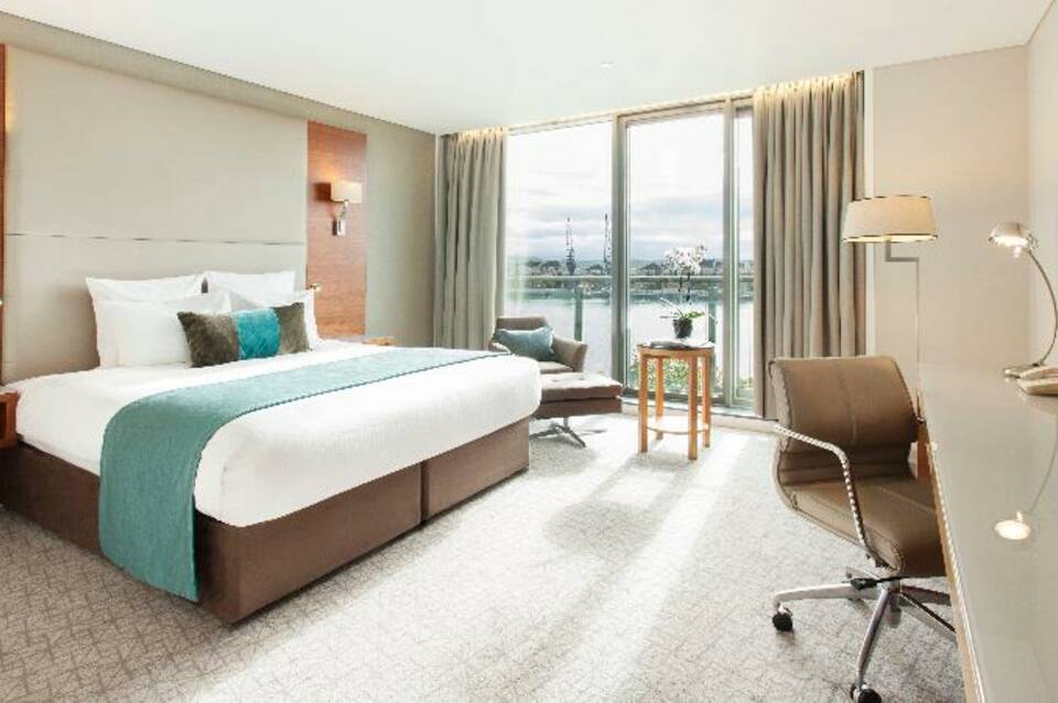 Crowne Plaza London Docklands 3