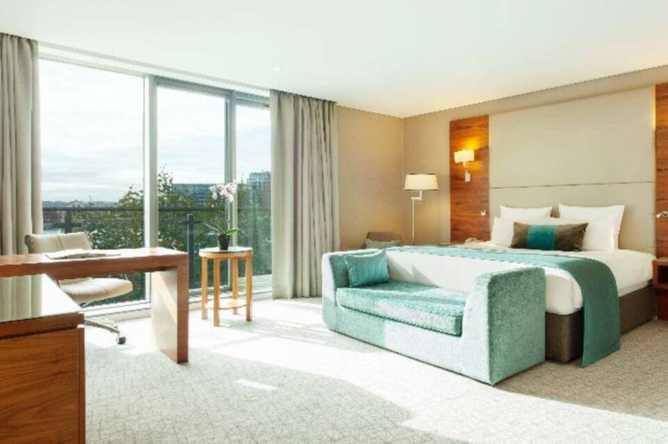 Crowne Plaza London Docklands 4