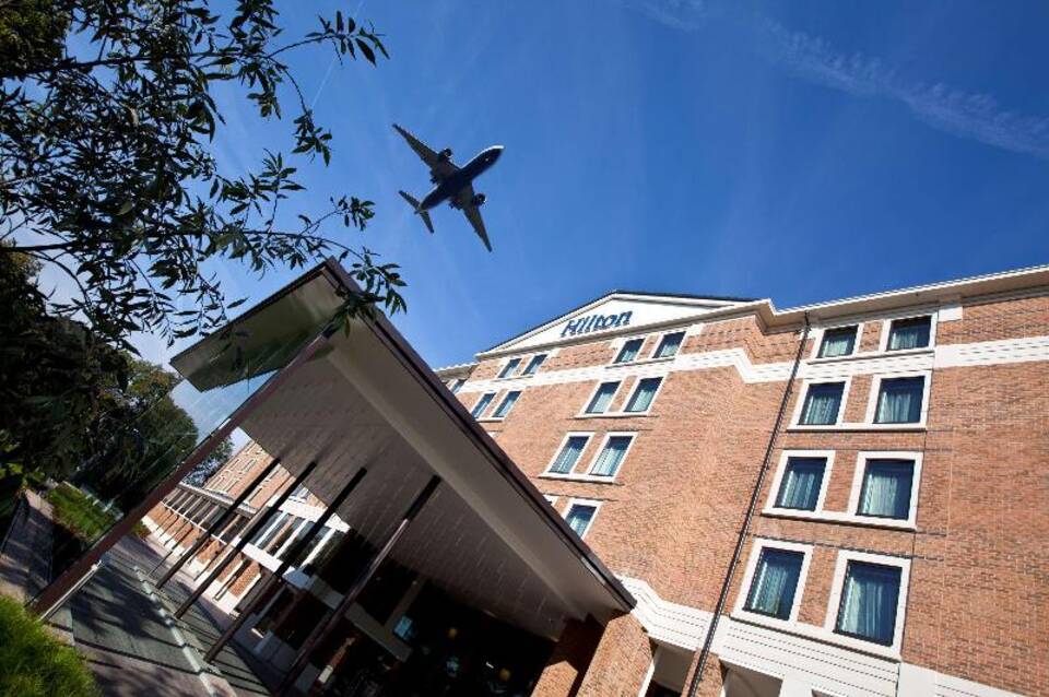 Hilton London Heathrow Airport Terminal 5 3