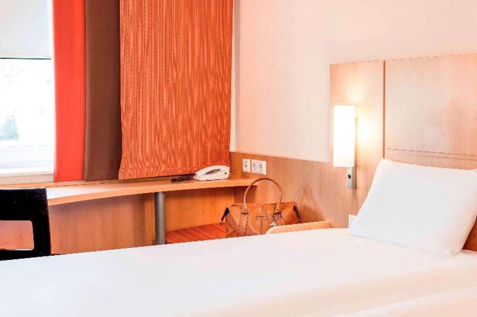 ibis London Elstree Borehamwood Hotel 5