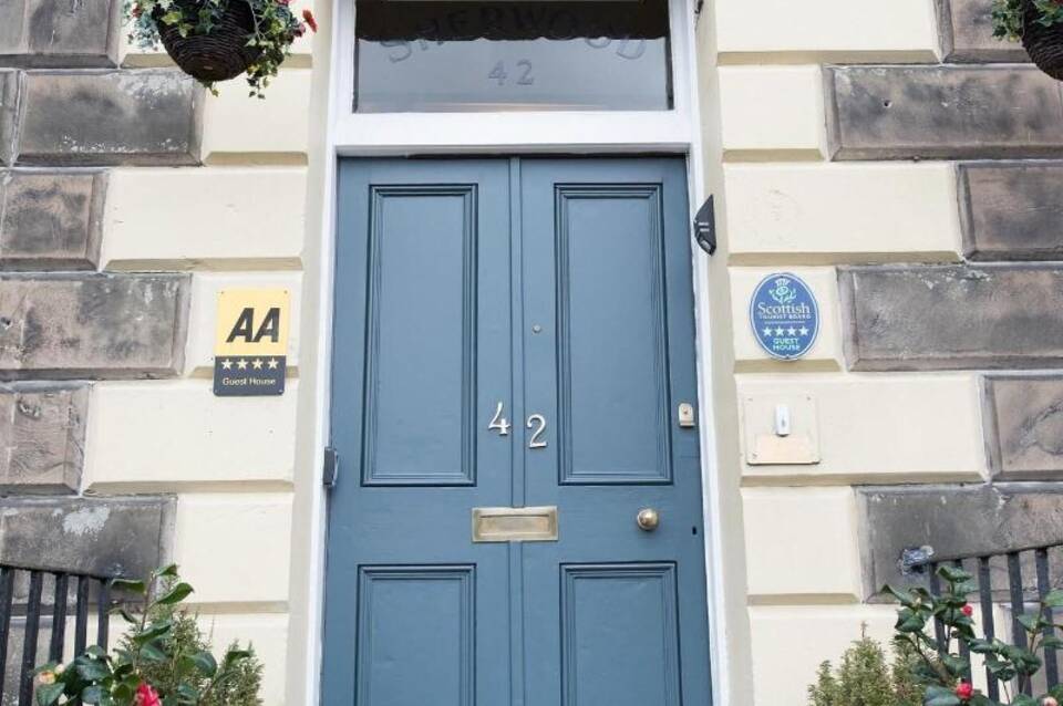 Sherwood Guest House 4