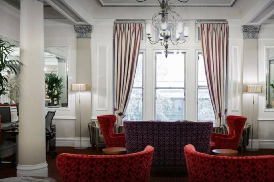 Club Quarters Hotel Trafalgar Square 1